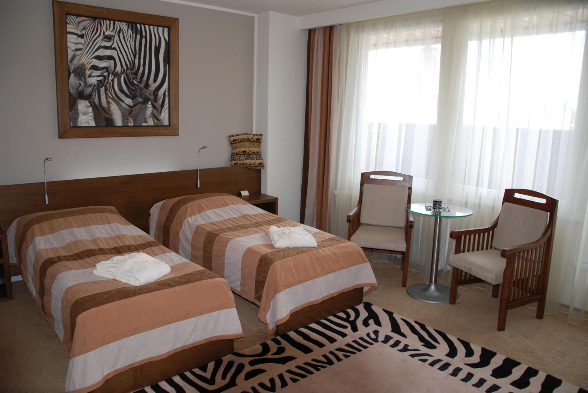 Afrika Hotel Frýdek-Místek Εξωτερικό φωτογραφία