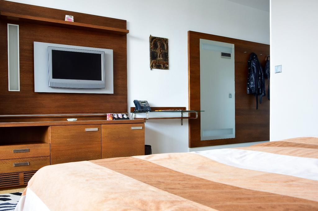Afrika Hotel Frýdek-Místek Εξωτερικό φωτογραφία