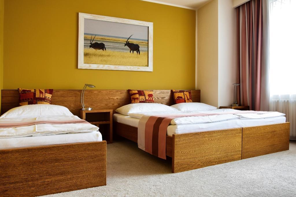 Afrika Hotel Frýdek-Místek Εξωτερικό φωτογραφία