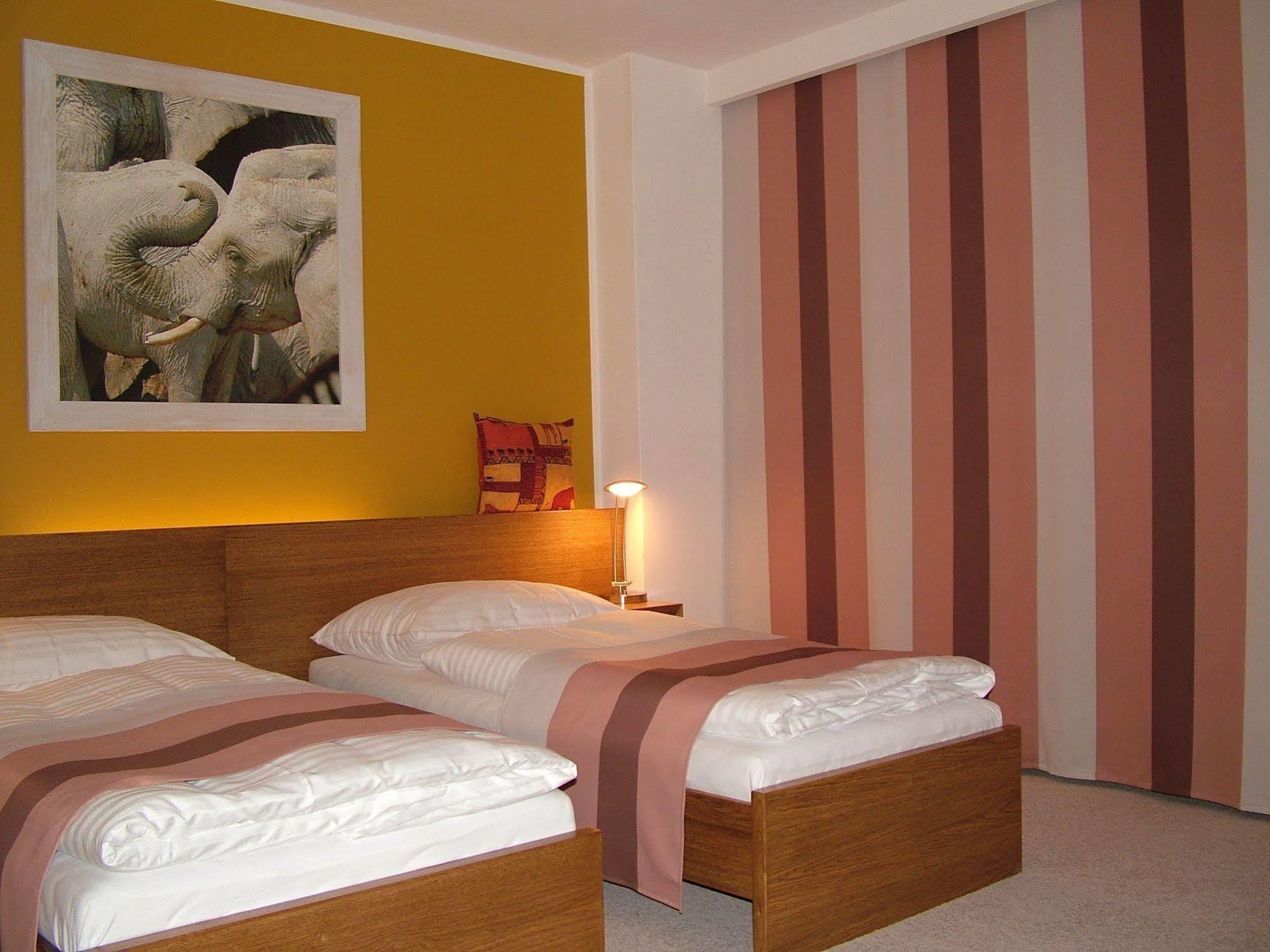 Afrika Hotel Frýdek-Místek Εξωτερικό φωτογραφία